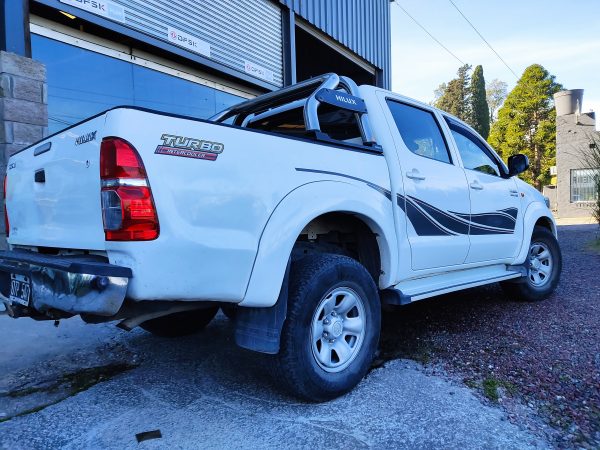 Toyota Hilux 3.0 CD SR 171cv 4x2 - Imagen 8
