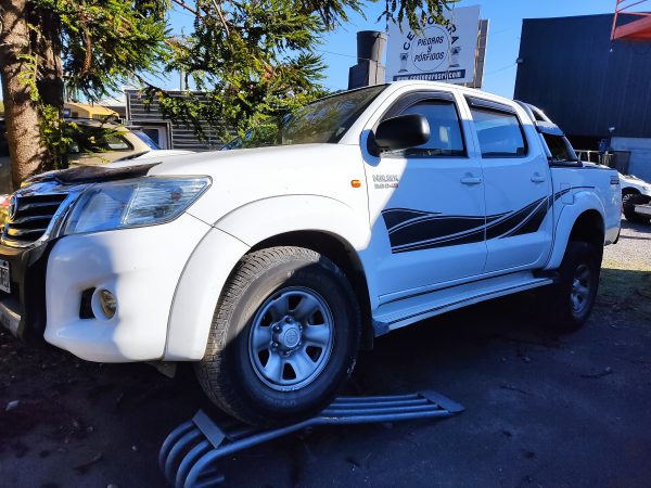 Toyota Hilux 3.0 CD SR 171cv 4x2 - Imagen 5