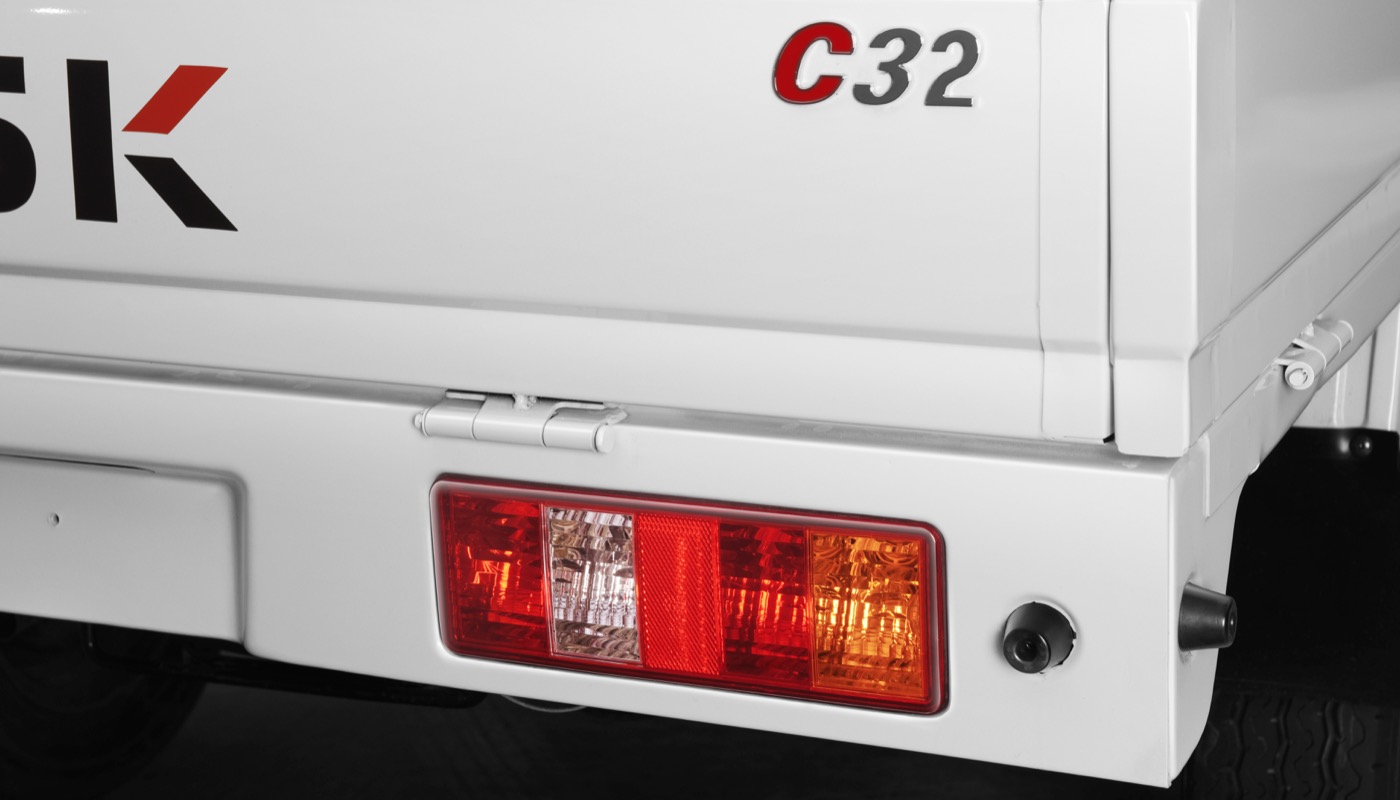 C32 Truck Doble Cabina7